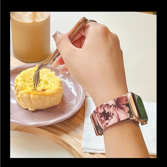 APPLE Watch Nylon Floral band (38/40/41mm) - Picture 5 of 9